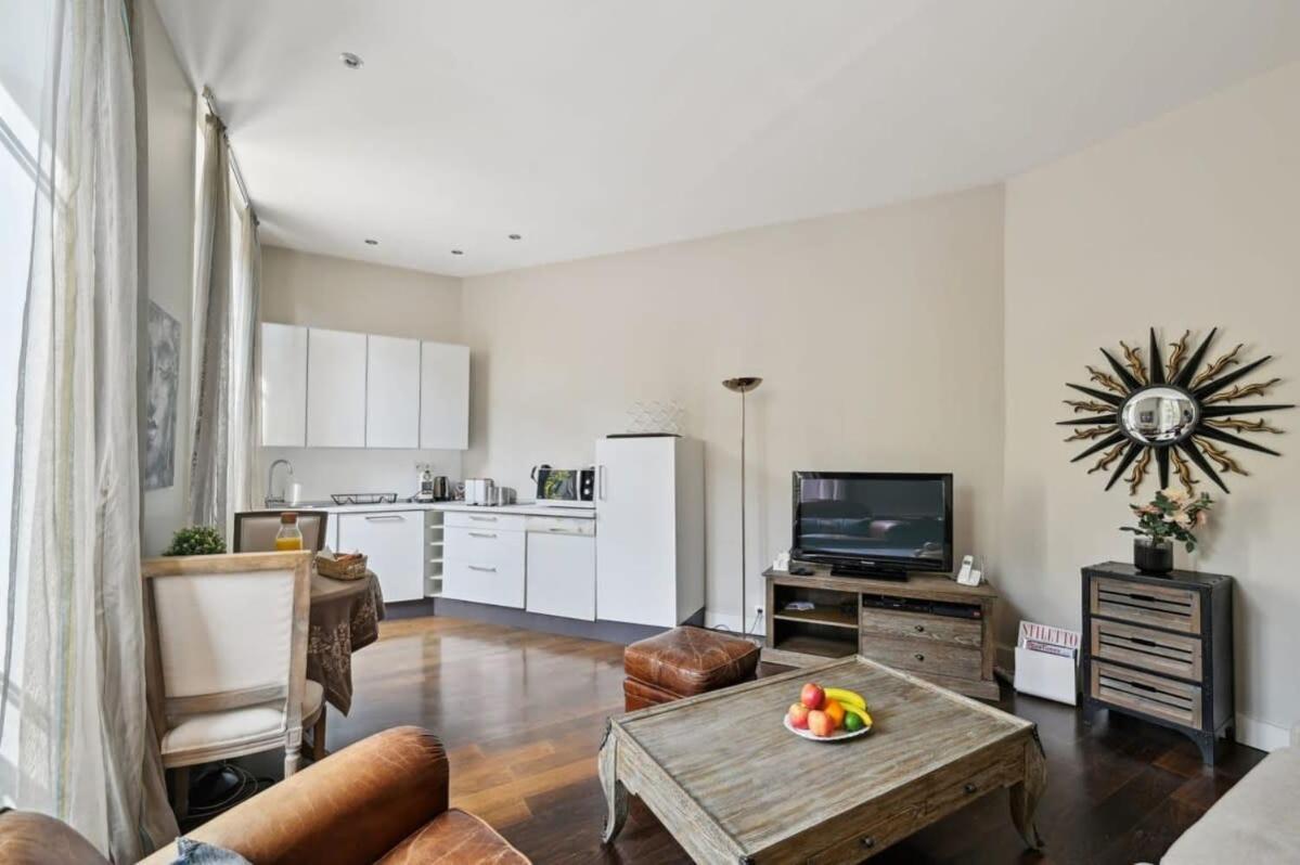 1Br Champs-Elysees - Cityapartmentstay Paris Exterior photo